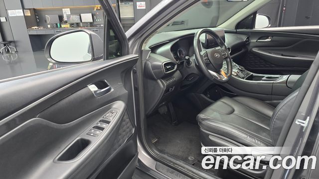 Hyundai Santafe 2022 — photo 13
