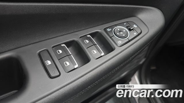 Hyundai Santafe 2022 — photo 28