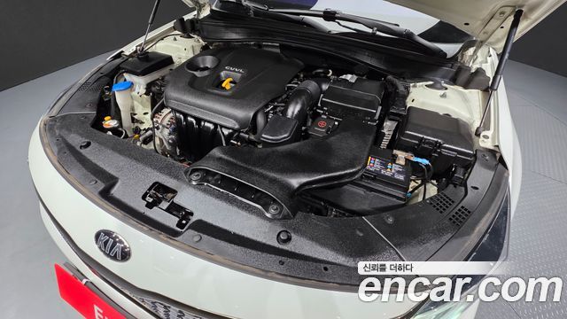 Kia K5 2018 — photo 6