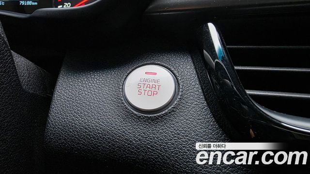 Kia K5 2018 — photo 19