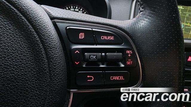 Kia K5 2018 — photo 23