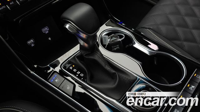 Kia Mohave 2023 — photo 9