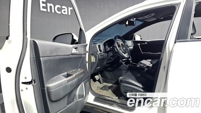 Kia Sportage 2019 — photo 10