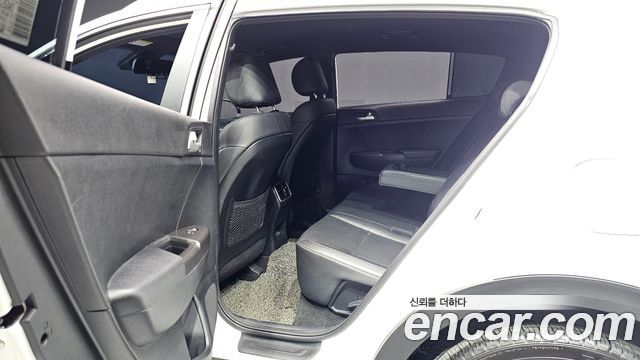 Kia Sportage 2019 — photo 12