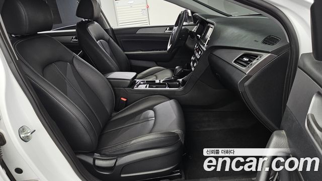 Hyundai Sonata 2019 — photo 12