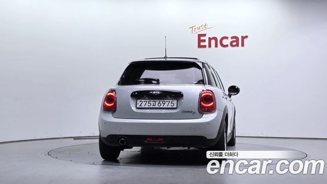 Mini Cooper 2016 — photo 4