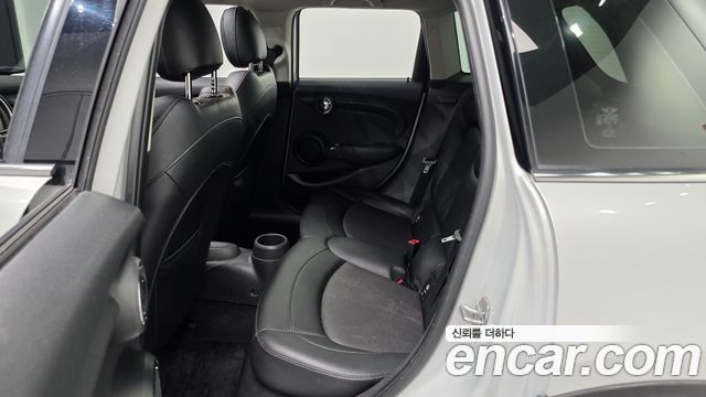 Mini Cooper 2016 — photo 12