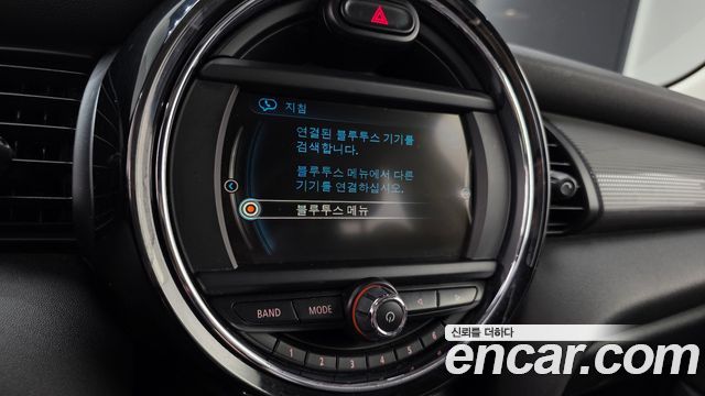 Mini Cooper 2016 — photo 19