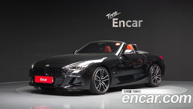 BMW Z4 2023 — photo 1