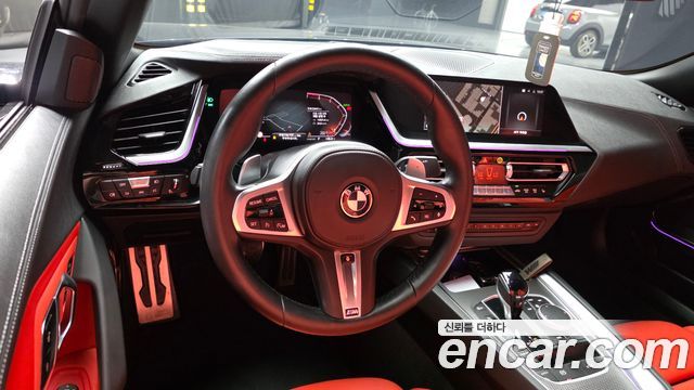 BMW Z4 2023 — photo 18