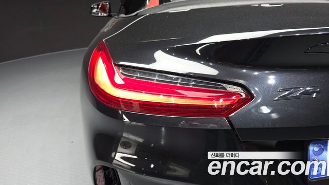 BMW Z4 2023 — photo 9