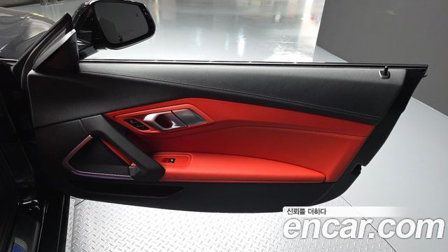 BMW Z4 2023 — photo 14