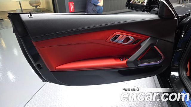 BMW Z4 2023 — photo 15