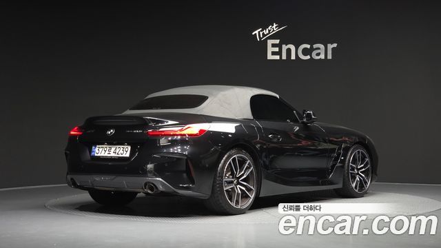 BMW Z4 2023 — photo 30