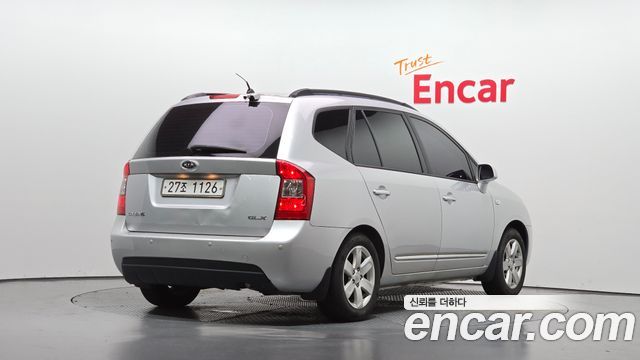 Kia Carens 2008 — photo 2