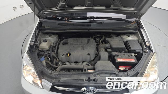 Kia Carens 2008 — photo 6
