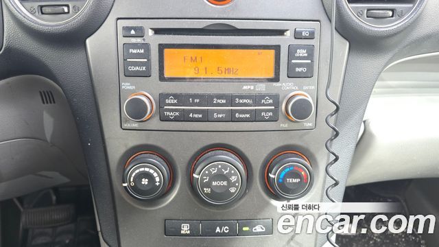 Kia Carens 2008 — photo 15