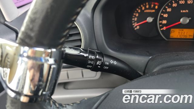 Kia Carens 2008 — photo 16