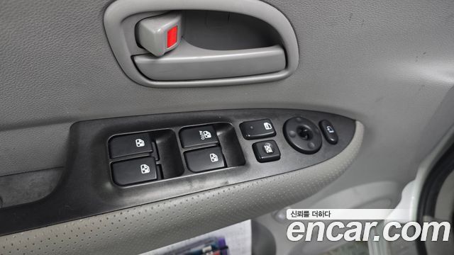 Kia Carens 2008 — photo 19
