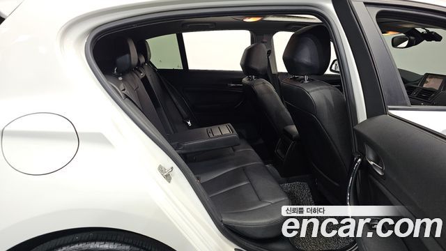 BMW 1-Series 2014 — photo 11