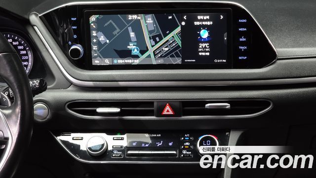 Hyundai Sonata 2022 — photo 14