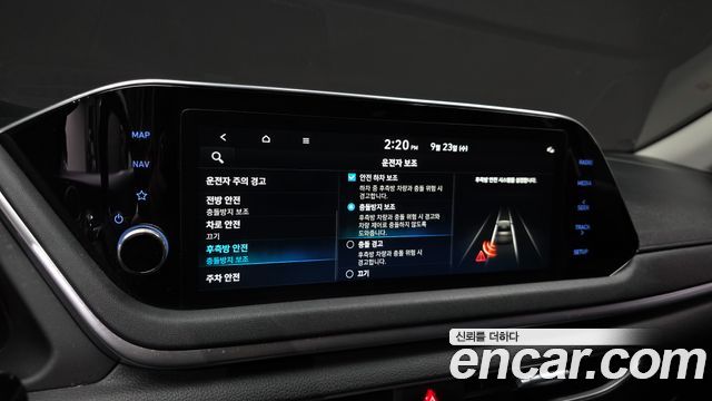 Hyundai Sonata 2022 — photo 16