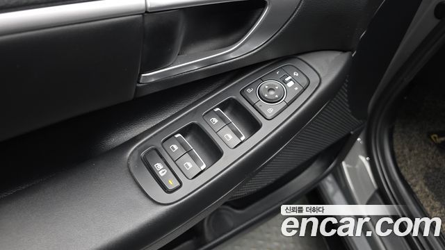 Hyundai Sonata 2022 — photo 18