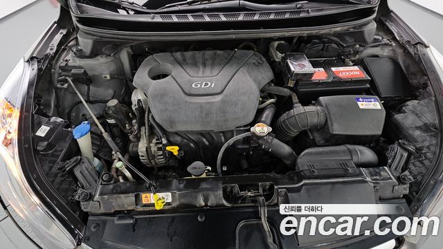 Hyundai AVANTE 2012 — photo 6