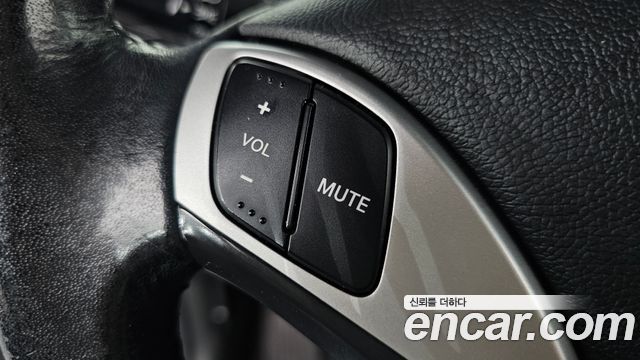 Hyundai AVANTE 2012 — photo 23