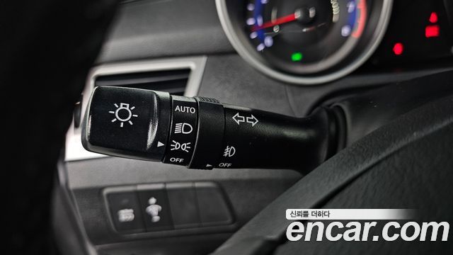 Hyundai AVANTE 2012 — photo 29