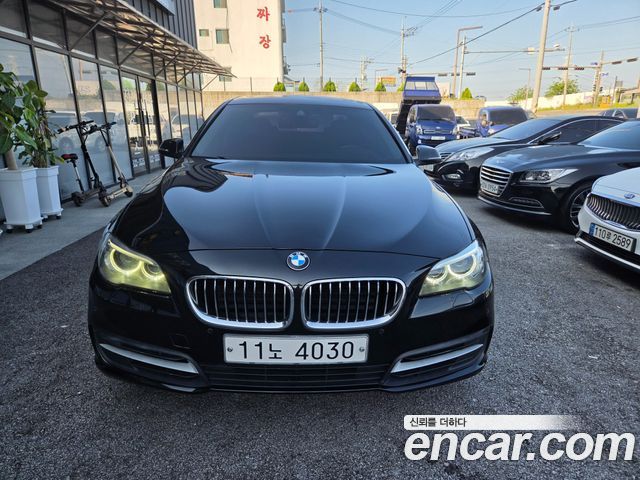 BMW 5-Series 2015 — photo 2
