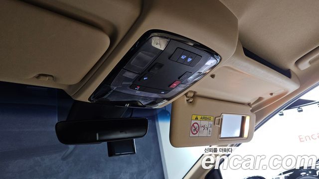 Hyundai Staria 2022 — photo 24