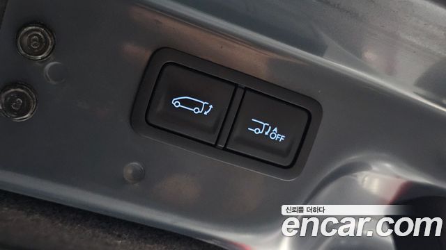 Hyundai Staria 2022 — photo 30