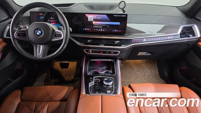 BMW X7 2025 — photo 10