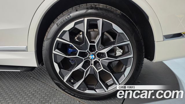 BMW X7 2025 — photo 7