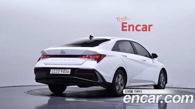 Hyundai AVANTE 2024 — photo 2