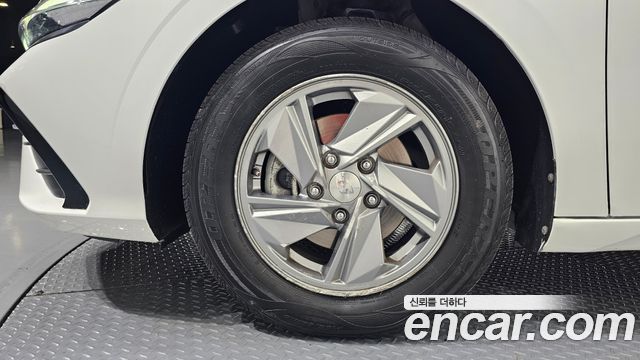 Hyundai AVANTE 2024 — photo 5