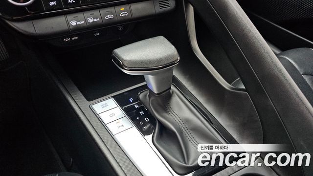 Hyundai AVANTE 2024 — photo 9