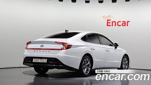 Hyundai Sonata 2022 — photo 2