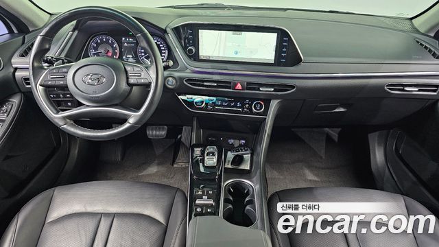 Hyundai Sonata 2022 — photo 7