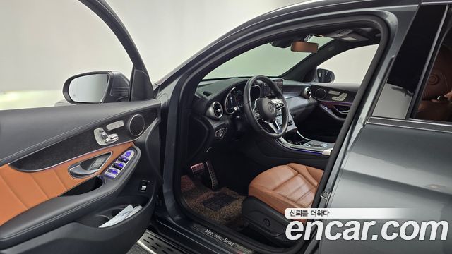 Mercedes-Benz GLC-Class 2023 — photo 13