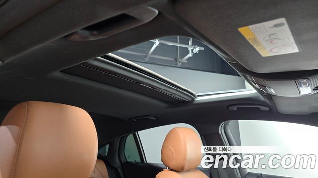 Mercedes-Benz GLC-Class 2023 — photo 22