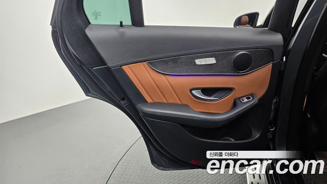 Mercedes-Benz GLC-Class 2023 — photo 15