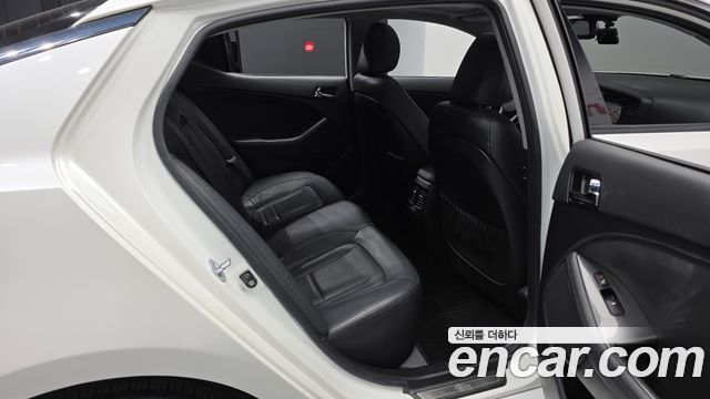 Kia K5 2013 — photo 24