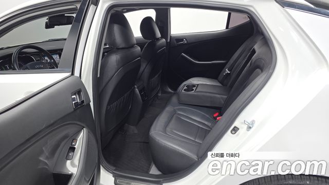 Kia K5 2013 — photo 16