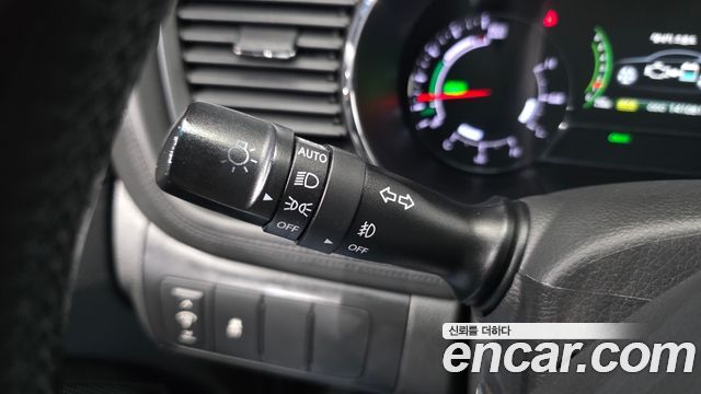 Kia K5 2013 — photo 31