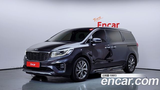 Kia Canival 2019 — photo 1
