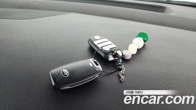 Kia Canival 2019 — photo 22