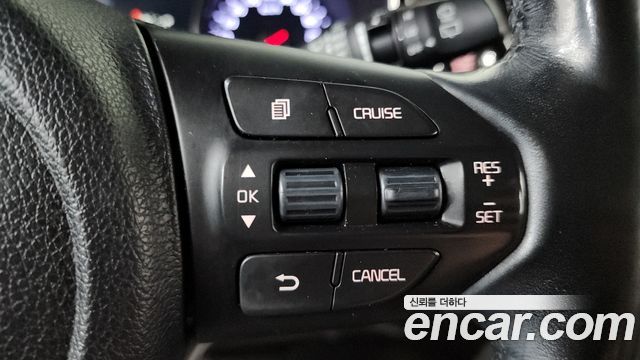 Kia Canival 2019 — photo 23