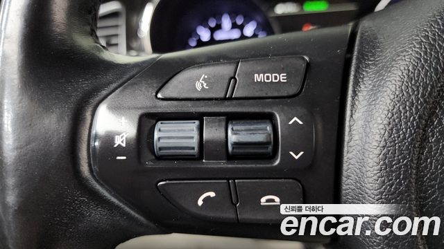 Kia Canival 2019 — photo 24